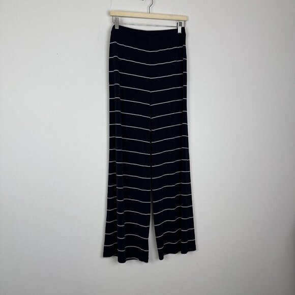 Chicos Slinky Knit Wide Leg Pants Size 1 Navy Striped Gaucho Lounge - Picture 1 of 4